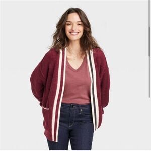 NWT Universal Thread Small Long Sleeve Waffle Knit Sweater Burgundy Cardigan